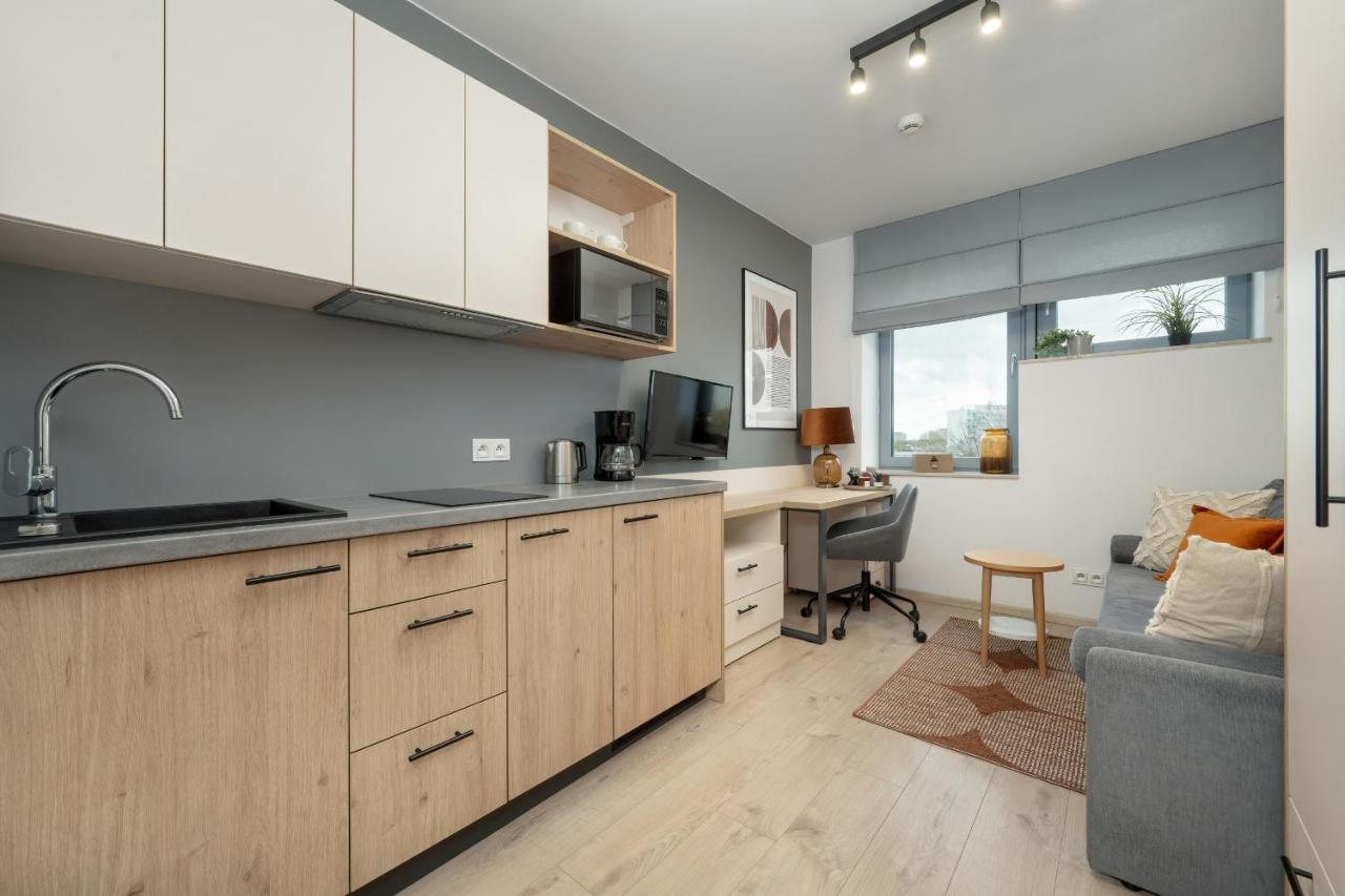 Trendy Studios With Home Office Near Wroclaw Main Station By Noclegi Renters Ngoại thất bức ảnh
