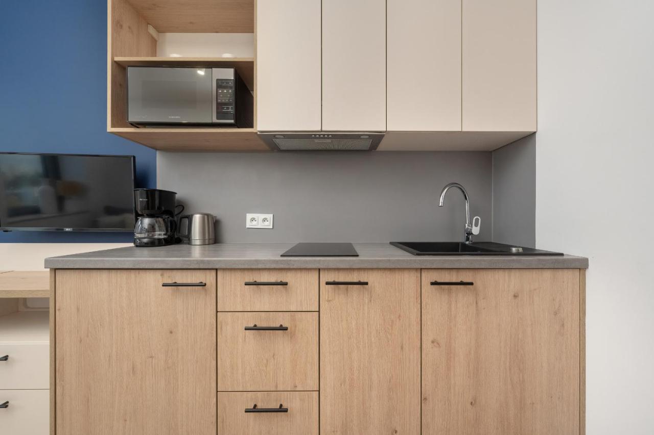 Trendy Studios With Home Office Near Wroclaw Main Station By Noclegi Renters Ngoại thất bức ảnh