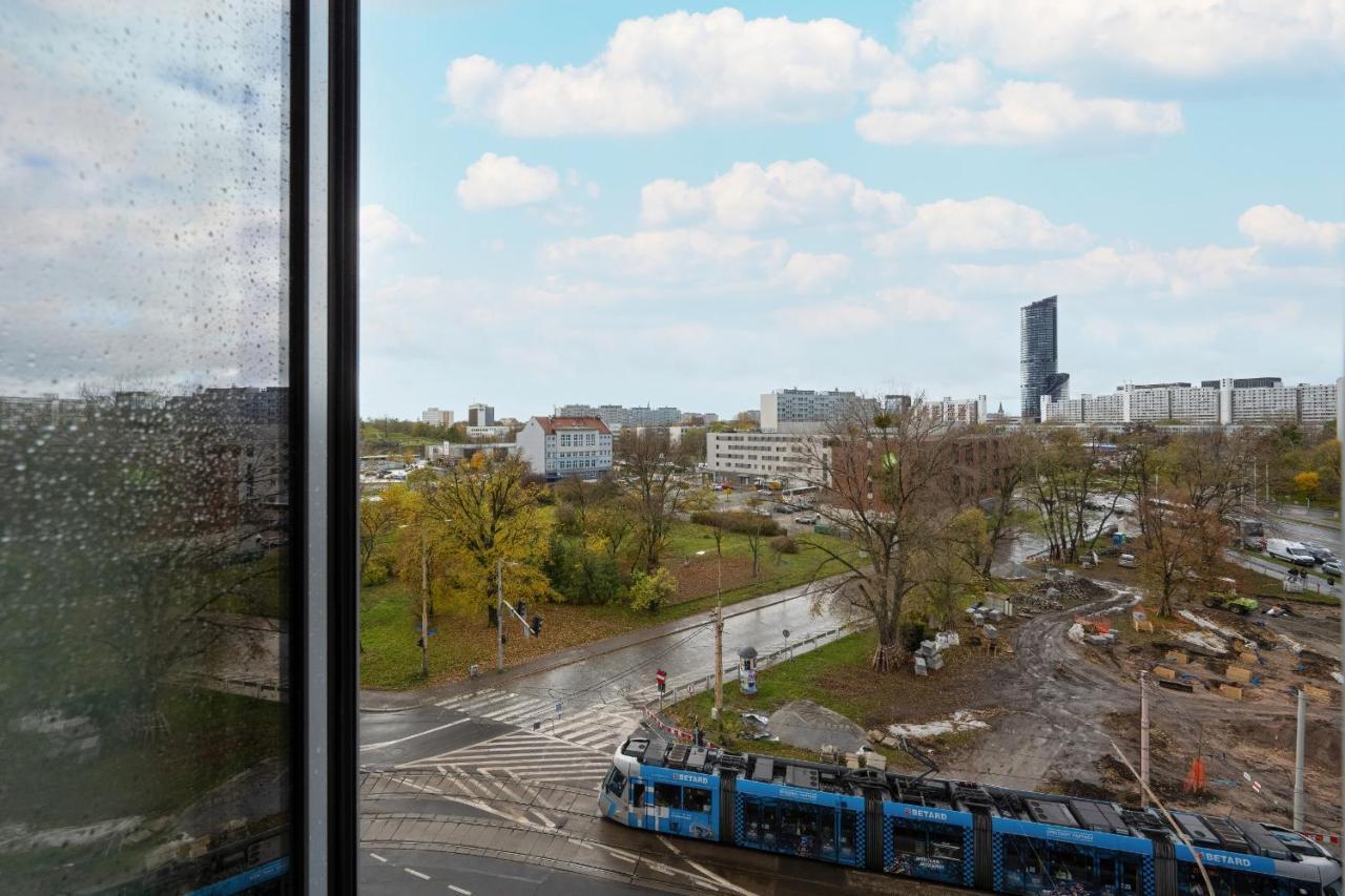 Trendy Studios With Home Office Near Wroclaw Main Station By Noclegi Renters Ngoại thất bức ảnh