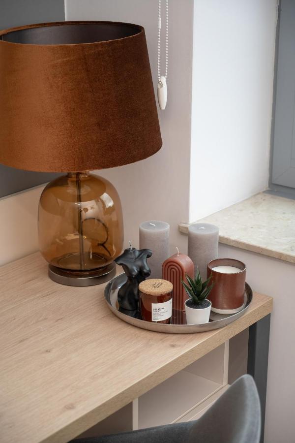 Trendy Studios With Home Office Near Wroclaw Main Station By Noclegi Renters Ngoại thất bức ảnh